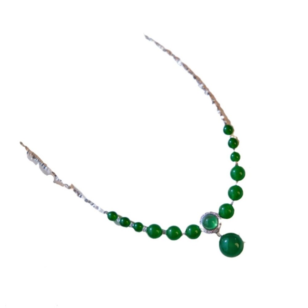 Light luxury green chalcedony crushed silver S925 pure silver necklace for women